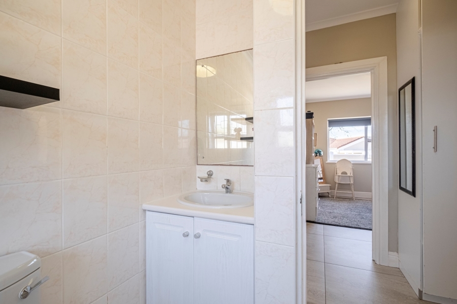 4 Bedroom Property for Sale in Lovemore Park Eastern Cape